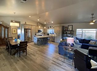 172 Rowan Way, Templeton, CA 93465