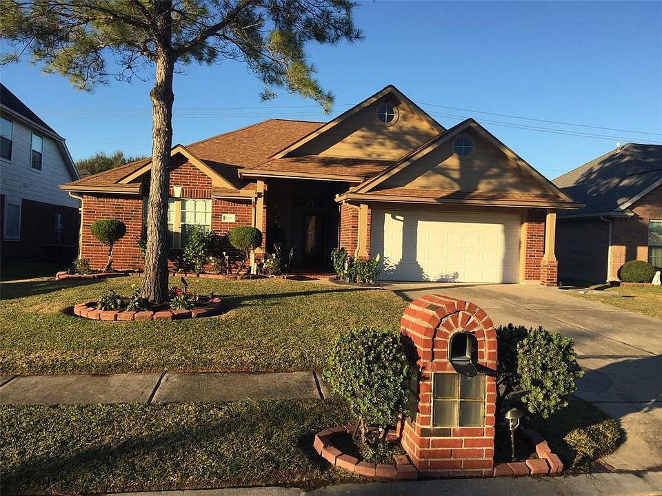 1st image of 11007 Graywood Ct