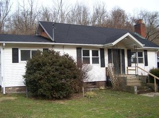 456 Bull Creek Rd, Woollum, KY 40906