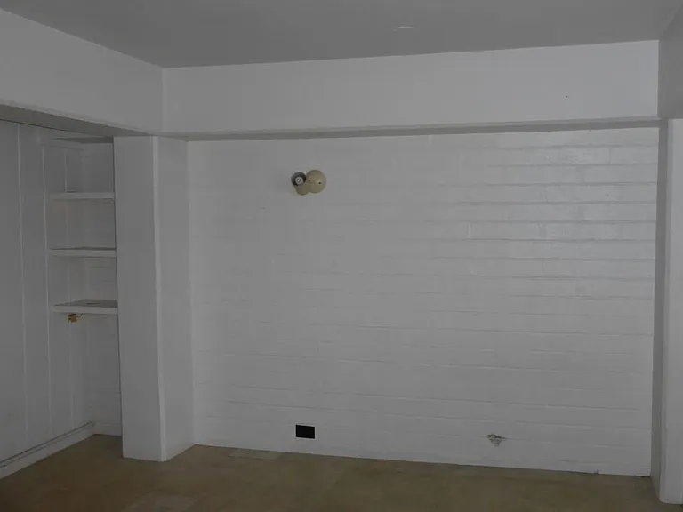 1323 Kinau St — Photo 6