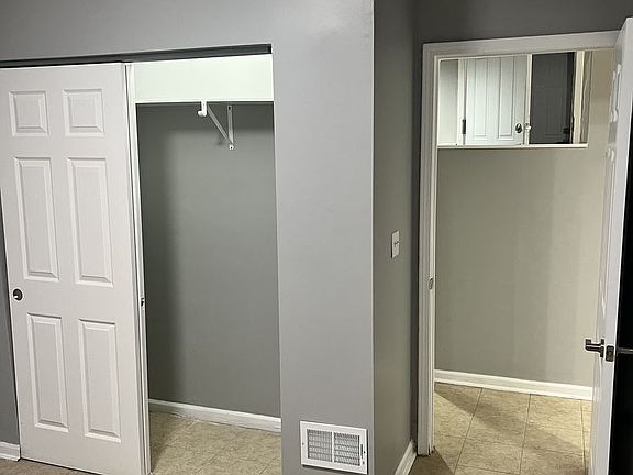 4th image of 6148 S King Dr #G