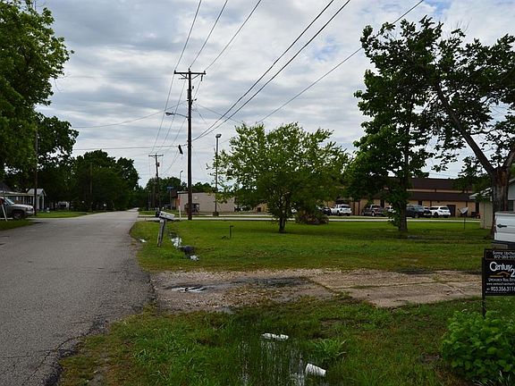 5th image of 504 E Kirby Lot 9
