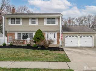 22 S Brook Dr, Milltown, NJ 08850