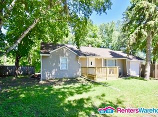 6216 Eden Prairie Rd, Eden Prairie, MN 55346