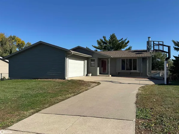 2208 Maple Blvd, Marshalltown, IA 50158