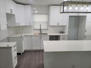 912 Woodview Dr, Brandon, FL 33511