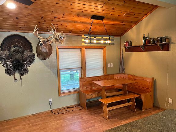 3rd image of N8144 8th Ave