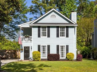 540 Castle Hall Rd, Mount Pleasant, SC 29464