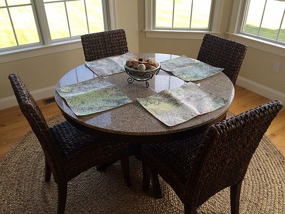 Breakfast room