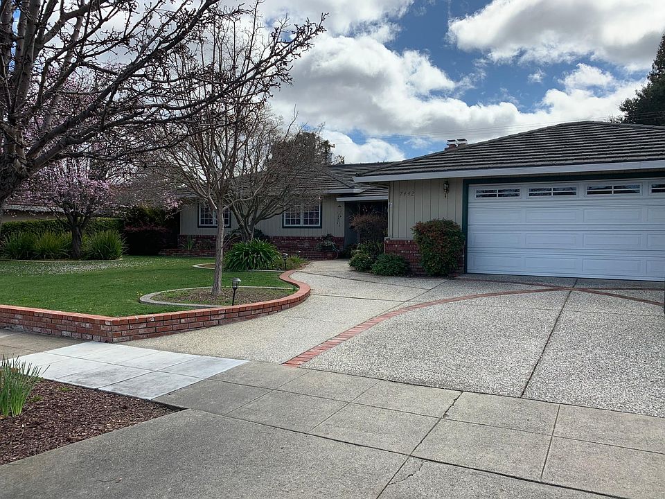 1st image of 7442 Tiptoe Ln
