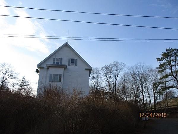 1st image of 143 Essex Ave