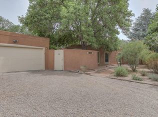 1300 Camino Amparo NW, Albuquerque, NM 87107