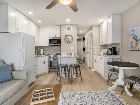 6102 Seawall Blvd #390, Galveston, TX 77551