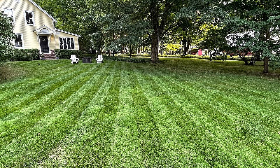 2nd image of 1 Anderson Pl