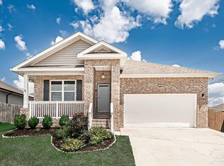 5590 Guinevere Ln, Milton, FL 32583