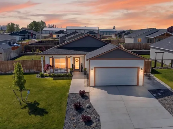 1508 12th St, Benton City, WA 99320