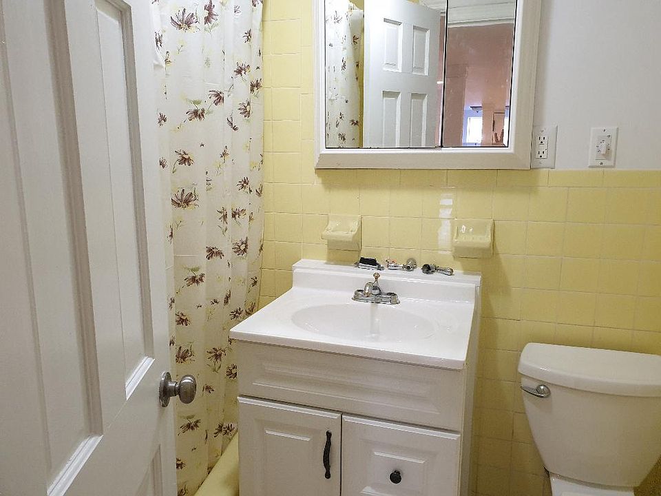 1st image of 23-83 33rd St #1