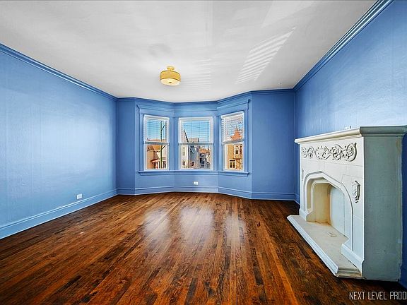 3rd image of 3509 W Wrightwood Ave