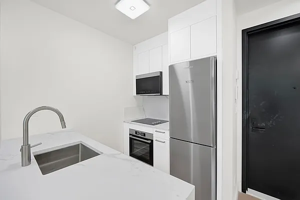 Rented by Oxford Property Group | media 3