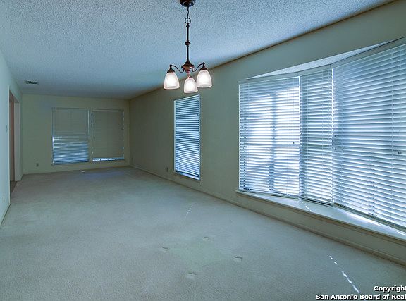 5th image of 5919 Grandwood Dr