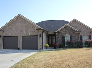 111 Fox Loop, Muscle Shoals, AL 35661