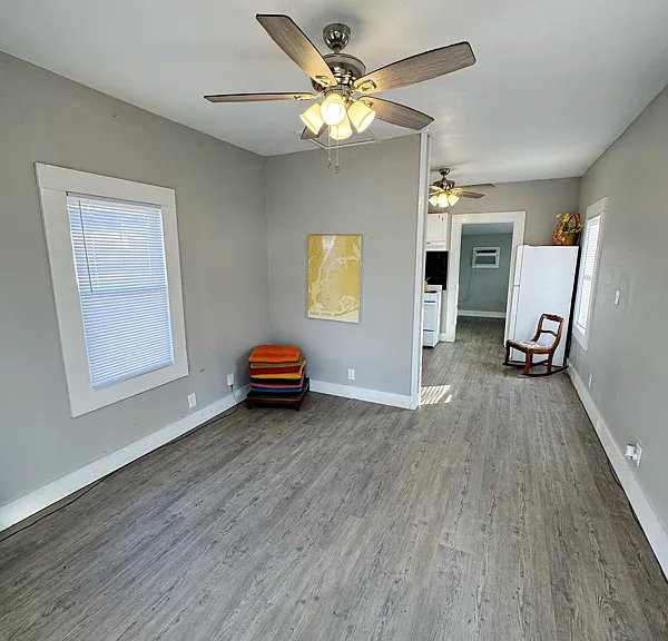 622 Potomac St — Photo 5
