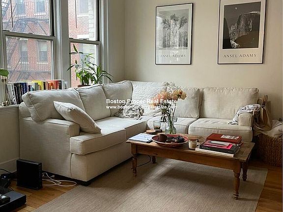 70 Fenway #34 Boston - Fenway Unit Photo 2