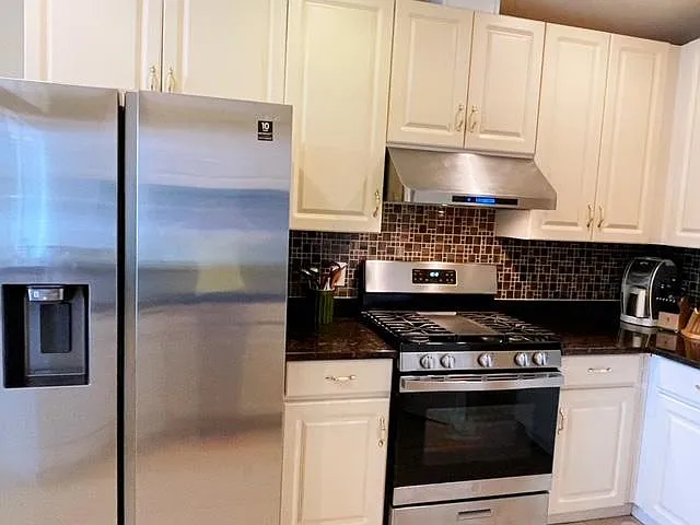 18012 Arbor Crest Dr — Photo 22