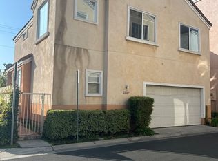 12687 Antigua Ct, Lynwood, CA 90262