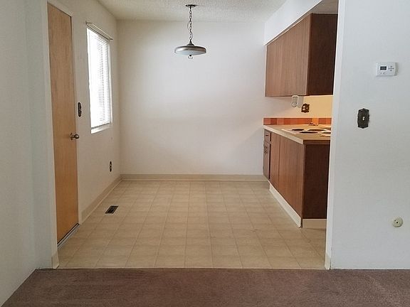 3rd image of 517 Westview Dr APT 7