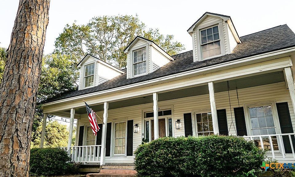 509 Hanover St, Edna, TX 77957 | Zillow