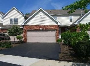 518 Goodwin Dr, Bolingbrook, IL 60440