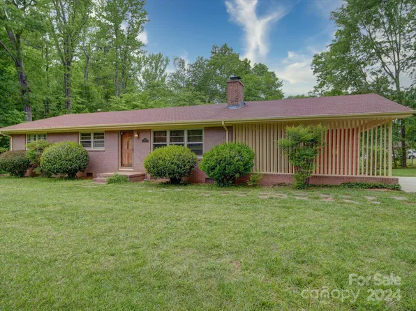 3701 Bellevue Ter, Gastonia, NC 28056
