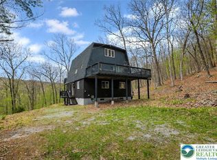 207 Bunsen Ct, East Stroudsburg, PA 18302