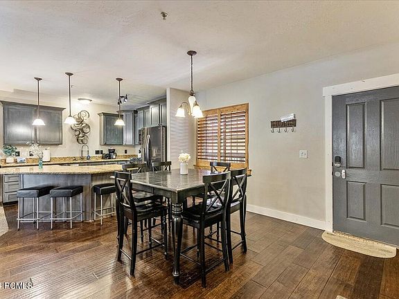 4th image of 5501 N Lillehammer Ln #4303