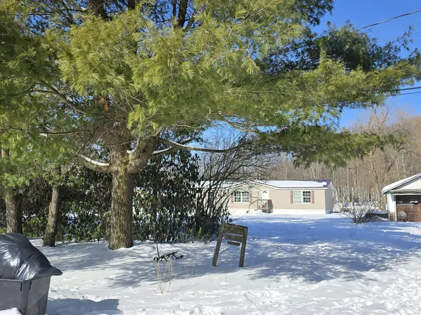 304 Farrell Rd, Marsteller, PA 15760