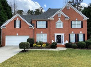 283 Providence Oaks Cir, Milton, GA 30009