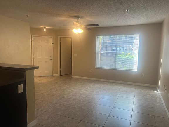 4th image of 629 Dory Ln Unit 104