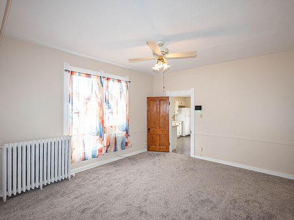 5th image of 809 S 9th St