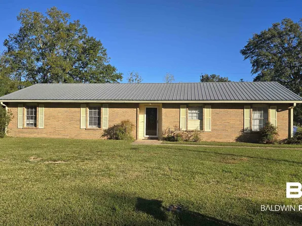 615 E Pedigo Ave, Foley, AL 36535