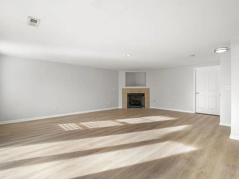 6447 Walnut Fork Dr — Photo 47