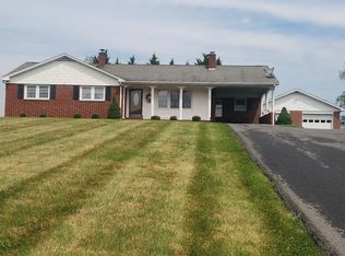 2152 Old Baywood Rd, Galax, VA 24333