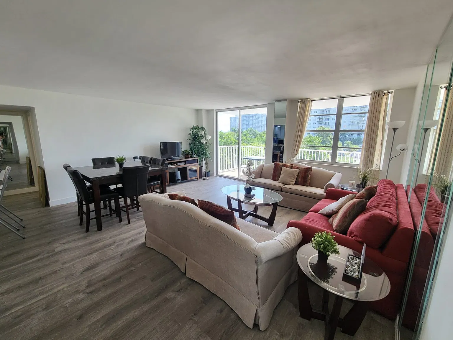 2 bed, 1466 sqft, $3,200 — Photo 3