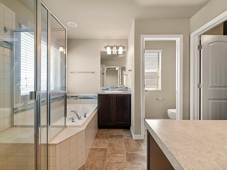 5651 Majestic Dr — Photo 18