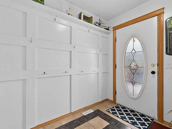 5th image of 14 E Hidden Ranch Hl NW