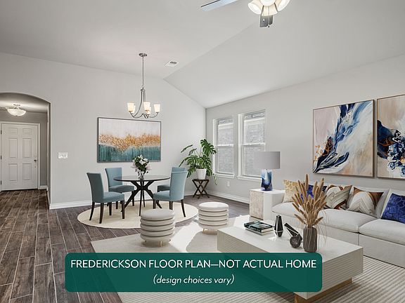 Living Area and Breakfast Area