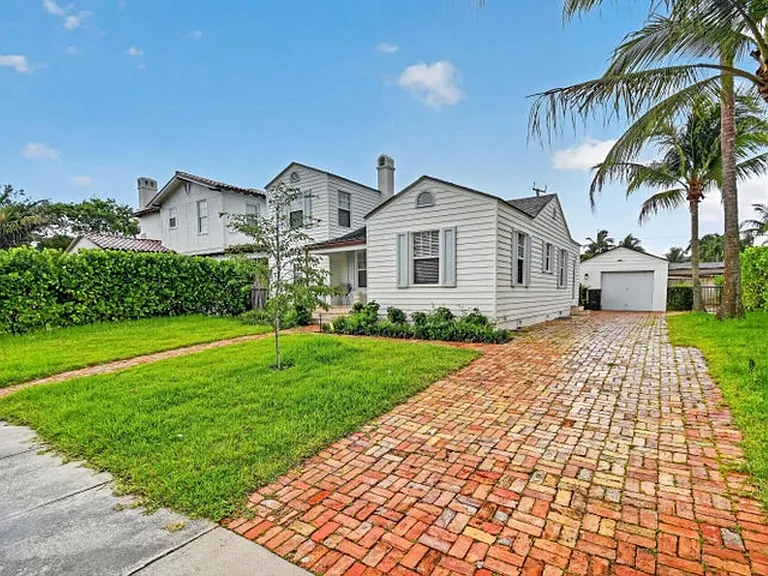 236 Greymon Dr — Photo 13
