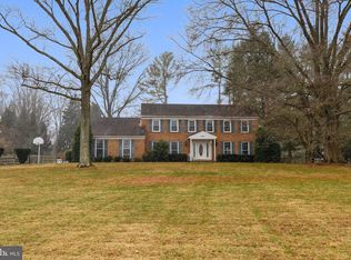8532 Plum Creek Dr, Gaithersburg, MD 20882