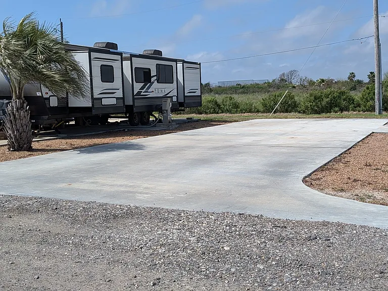 60x20 concrete RV space