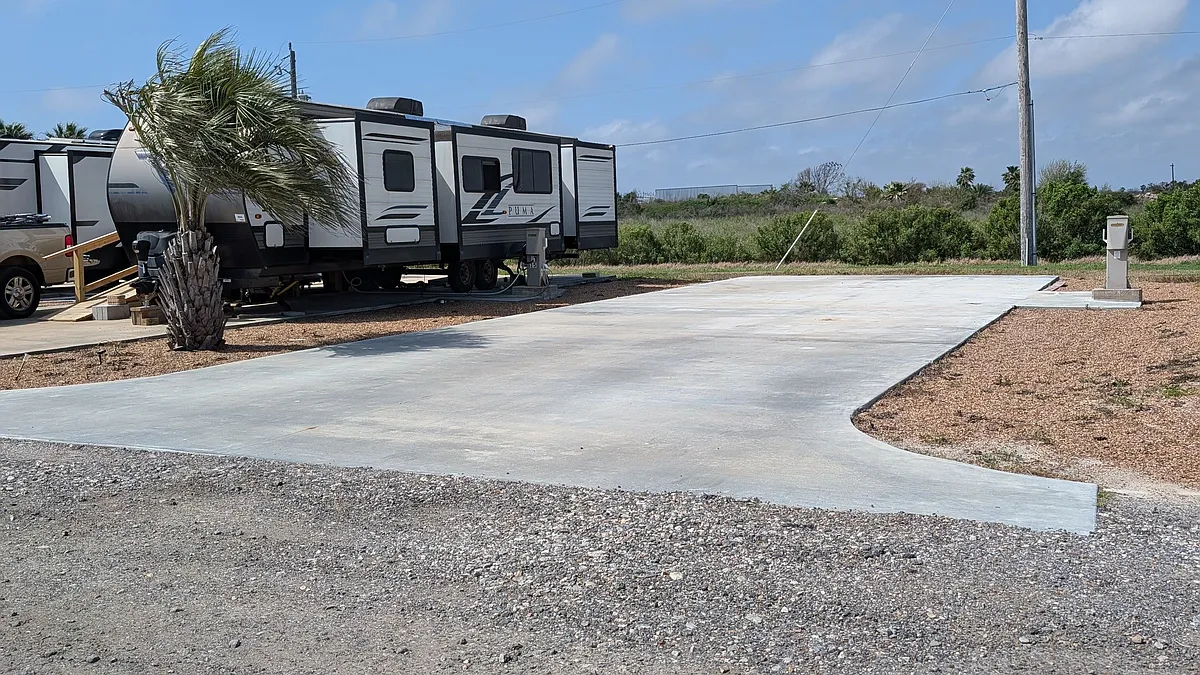 60x20 concrete RV space - Studio, $575